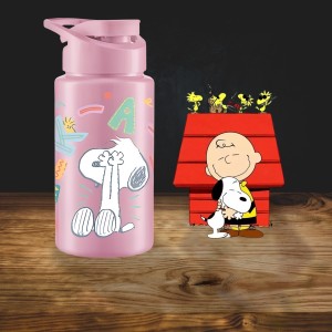 O Squeeze Rosa Personagem do Snoopy de Charlie Brown 500ml